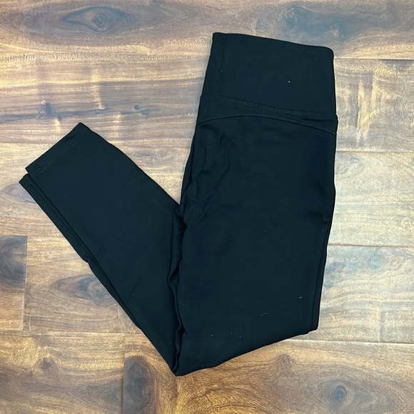 Luxe Slims Black Leggings - Picture 2 of 4